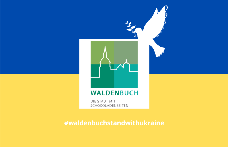 Solidaritätsbekundung Waldenbuch mit der Ukraine Ukraine-Flagge mit dem Waldenbuch Stadtlogo und einer Friedenstaube
